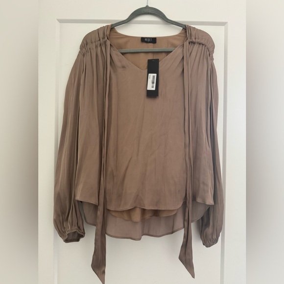 The Reset Tops - NWT Reset Beige Women's Office Siren Blouse Size Small